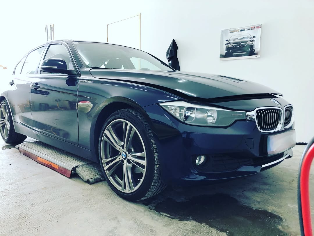 BMW 3er F30. Bild 2