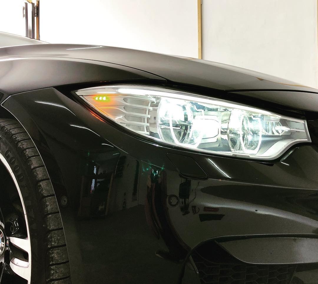 BMW M4 Nachrüstung Fernlichtassistent Bild 3