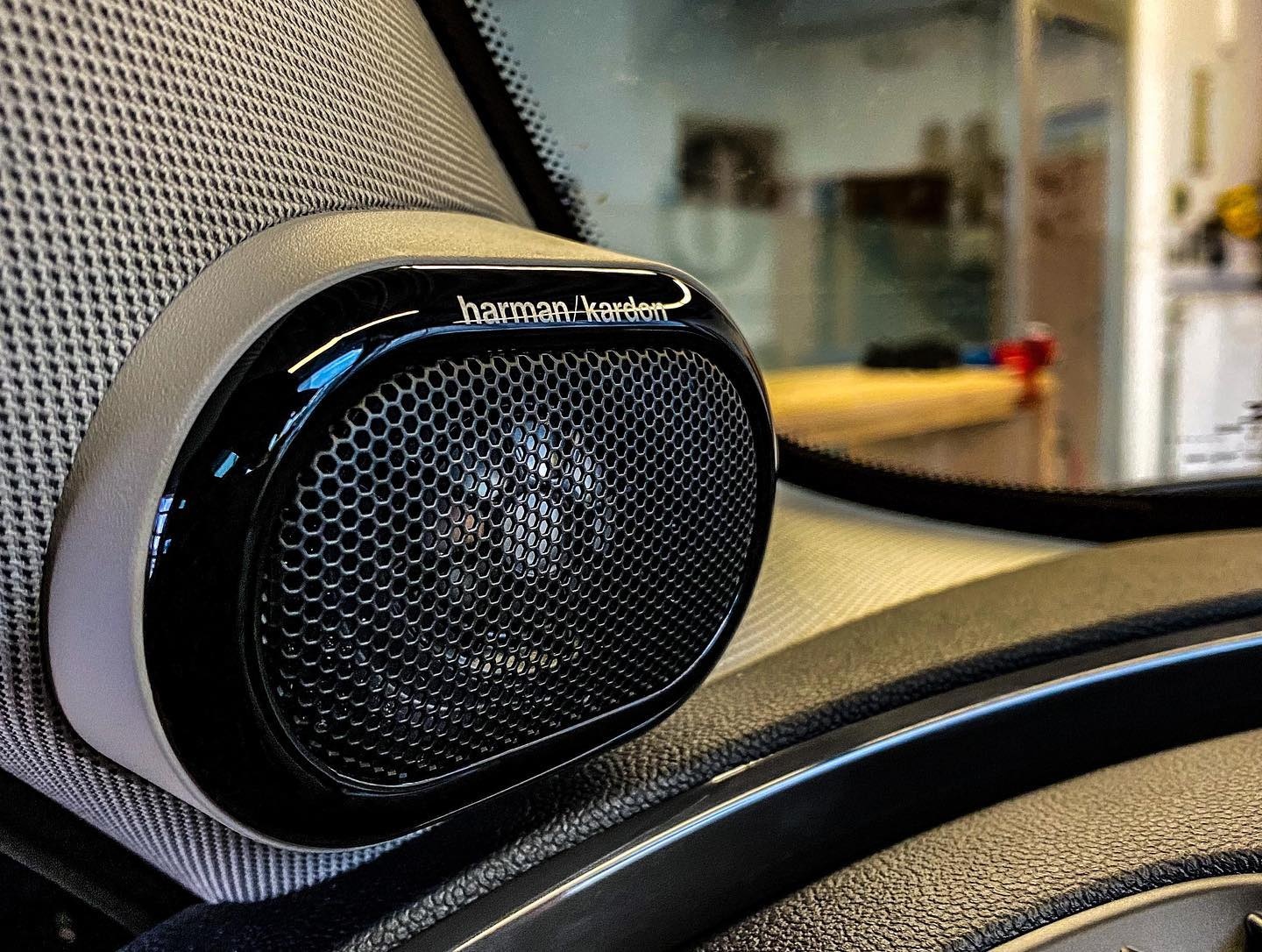 Mini Clubman - NachruÌstung Headup Display - Harman Kardon HiFi System - RuÌckfahrkamera Bild 4