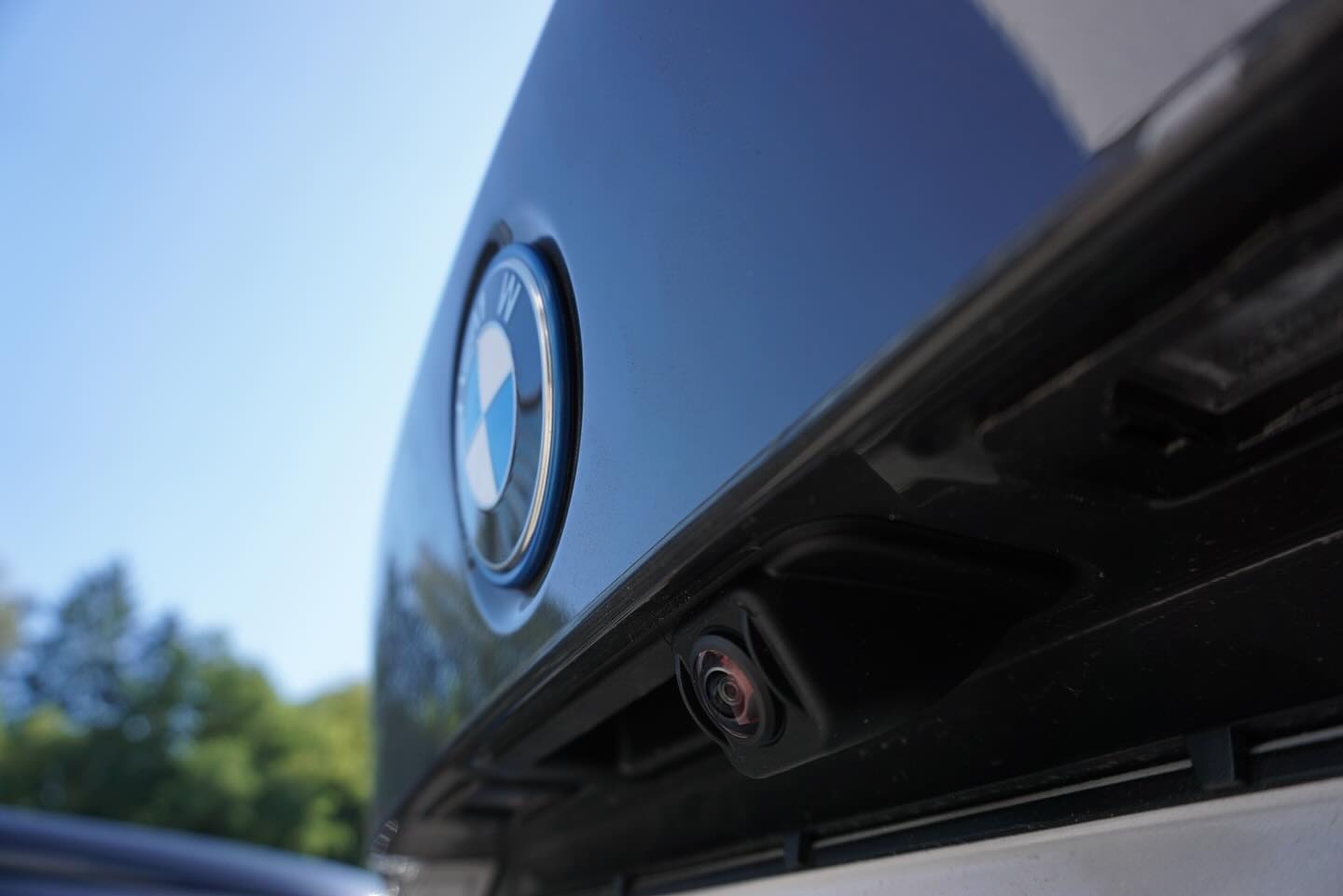 BMW 330e Nachrüstung Parkassistent Professionell mit 360 grad Kamera und automatischen einparken 👍 Bild 2