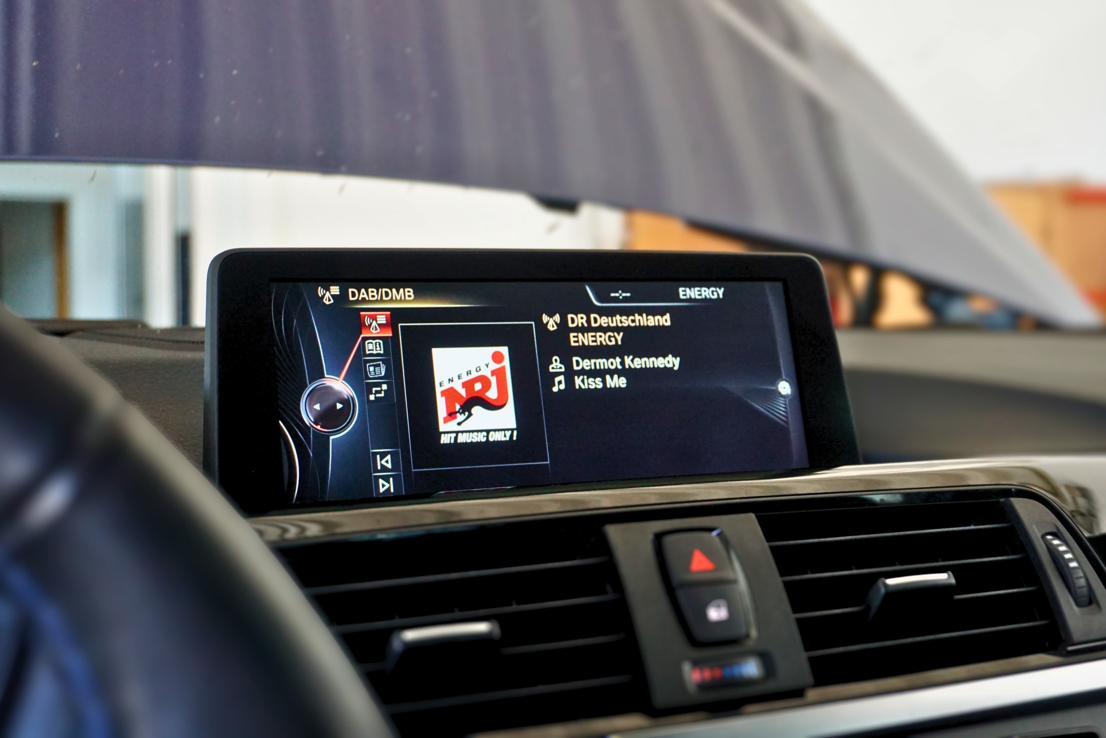 BMW F31 Alpina D3 - Nachrüstung von Adaptive LED-Scheinwerfern, DAB+ sowie M Performance Rückleuchten Bild 2
